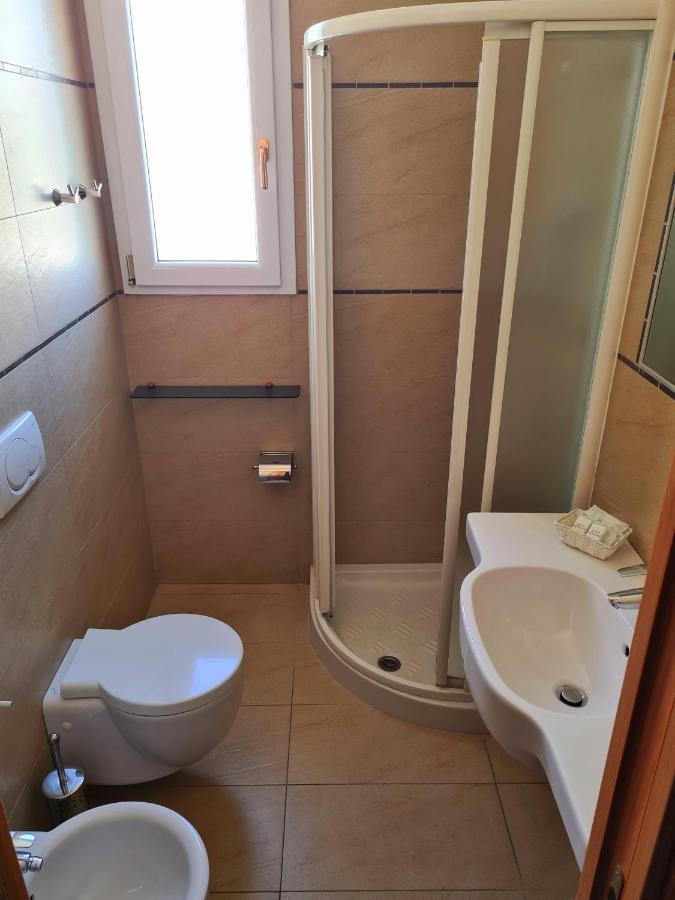 Hotel Camelia Rimini Extérieur photo