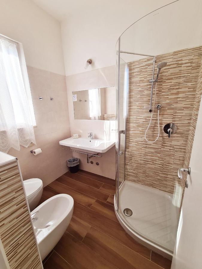 Hotel Camelia Rimini Extérieur photo